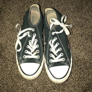 Black converse